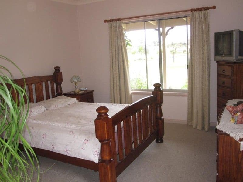 1 O'Briens Court, HEATHCOTE VIC 3523, Heathcote - Thumbnail 7