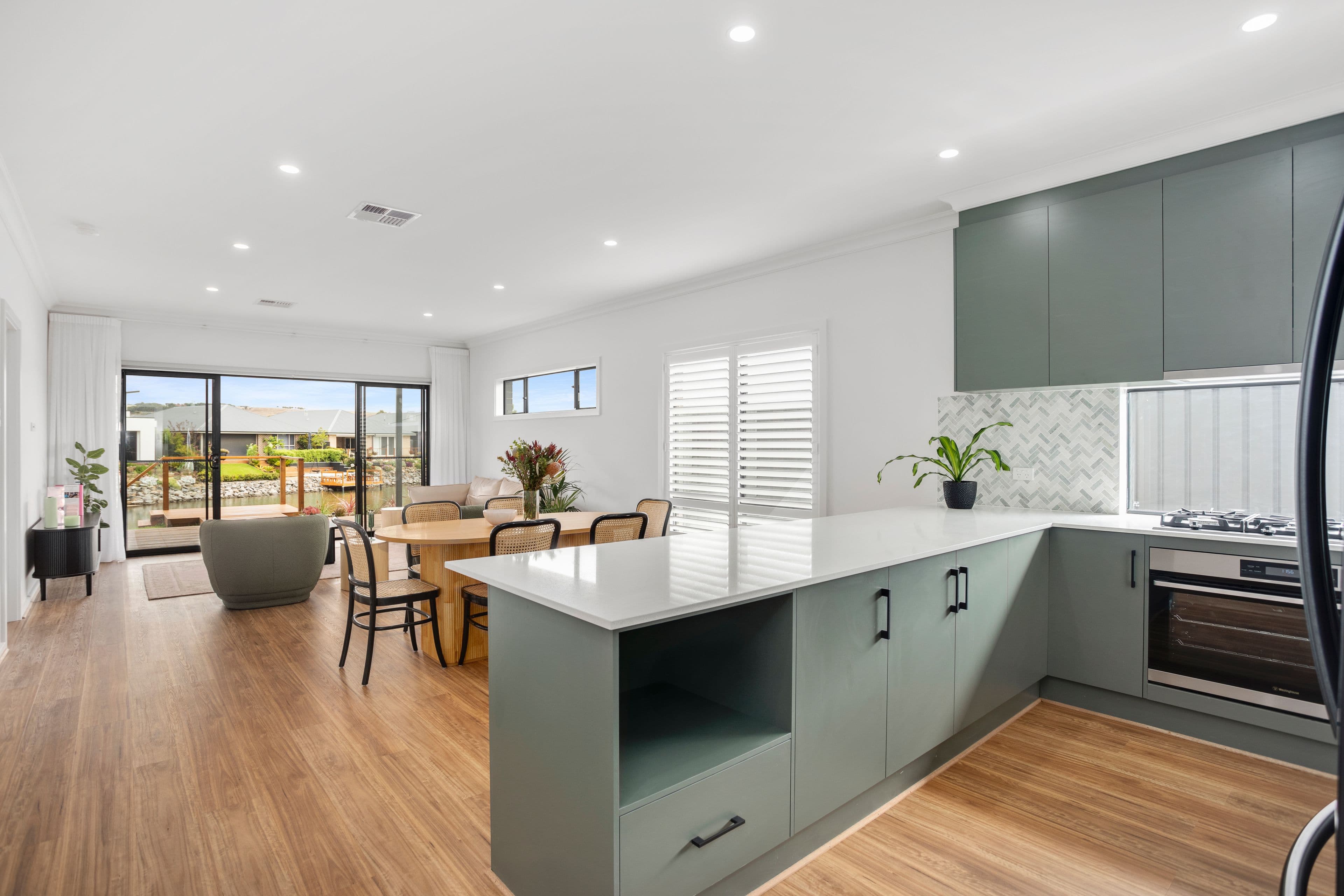 12 Canara Close, Belmont North NSW 2280, Belmont North - Thumbnail 2