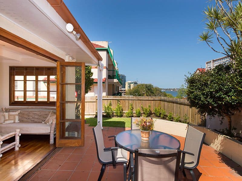 9 Whyenbah Street, HAMILTON QLD 4007, Hamilton - Thumbnail 3