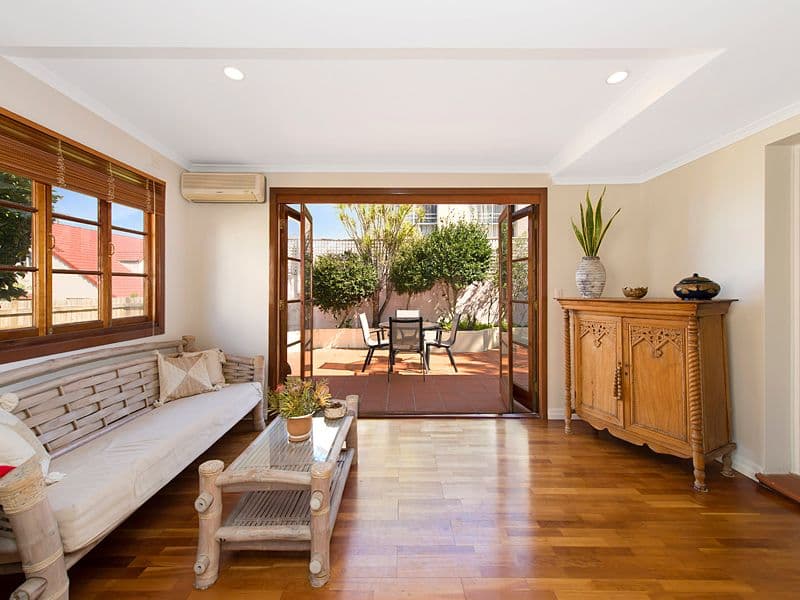 9 Whyenbah Street, HAMILTON QLD 4007, Hamilton - Thumbnail 5