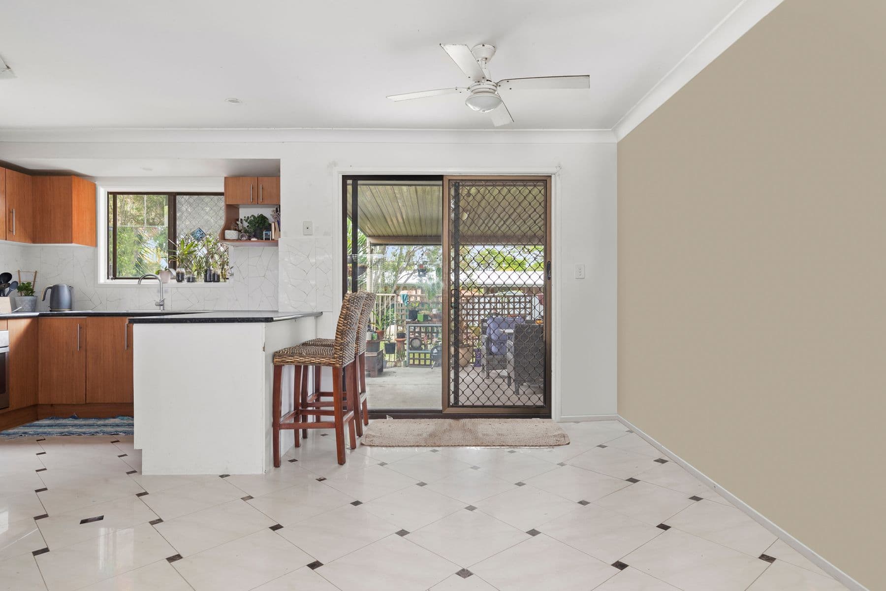 24 Augusta Street, Crestmead QLD 4132, Crestmead - Thumbnail 5
