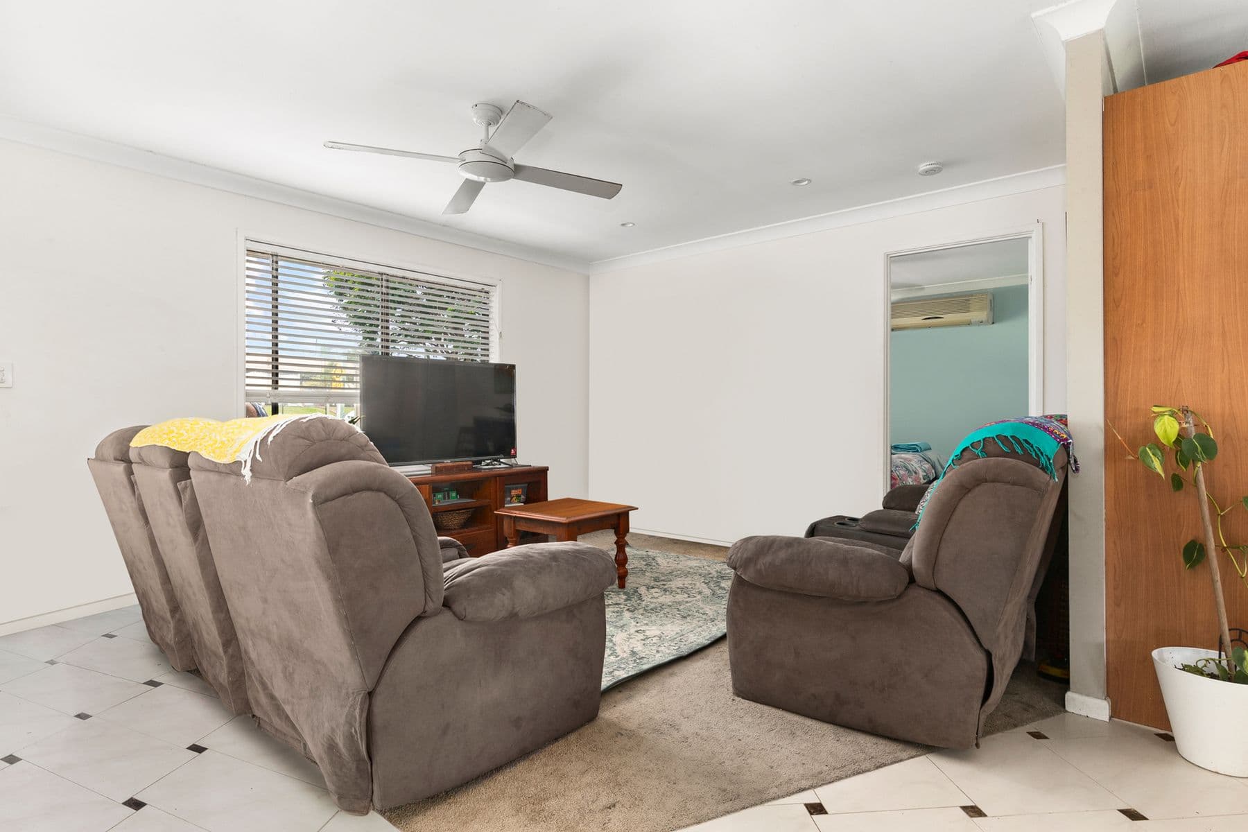 24 Augusta Street, Crestmead QLD 4132, Crestmead - Thumbnail 6