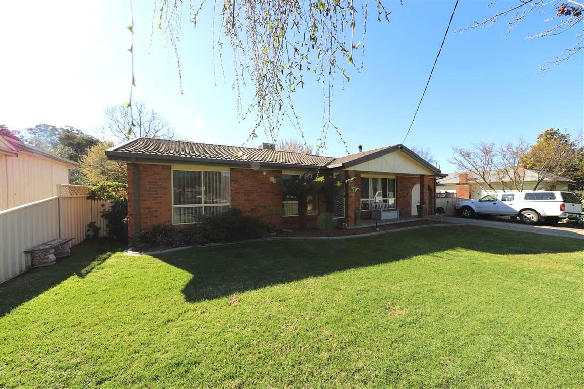 33A Forest Street, Tumut NSW 2720, Tumut - Image 1