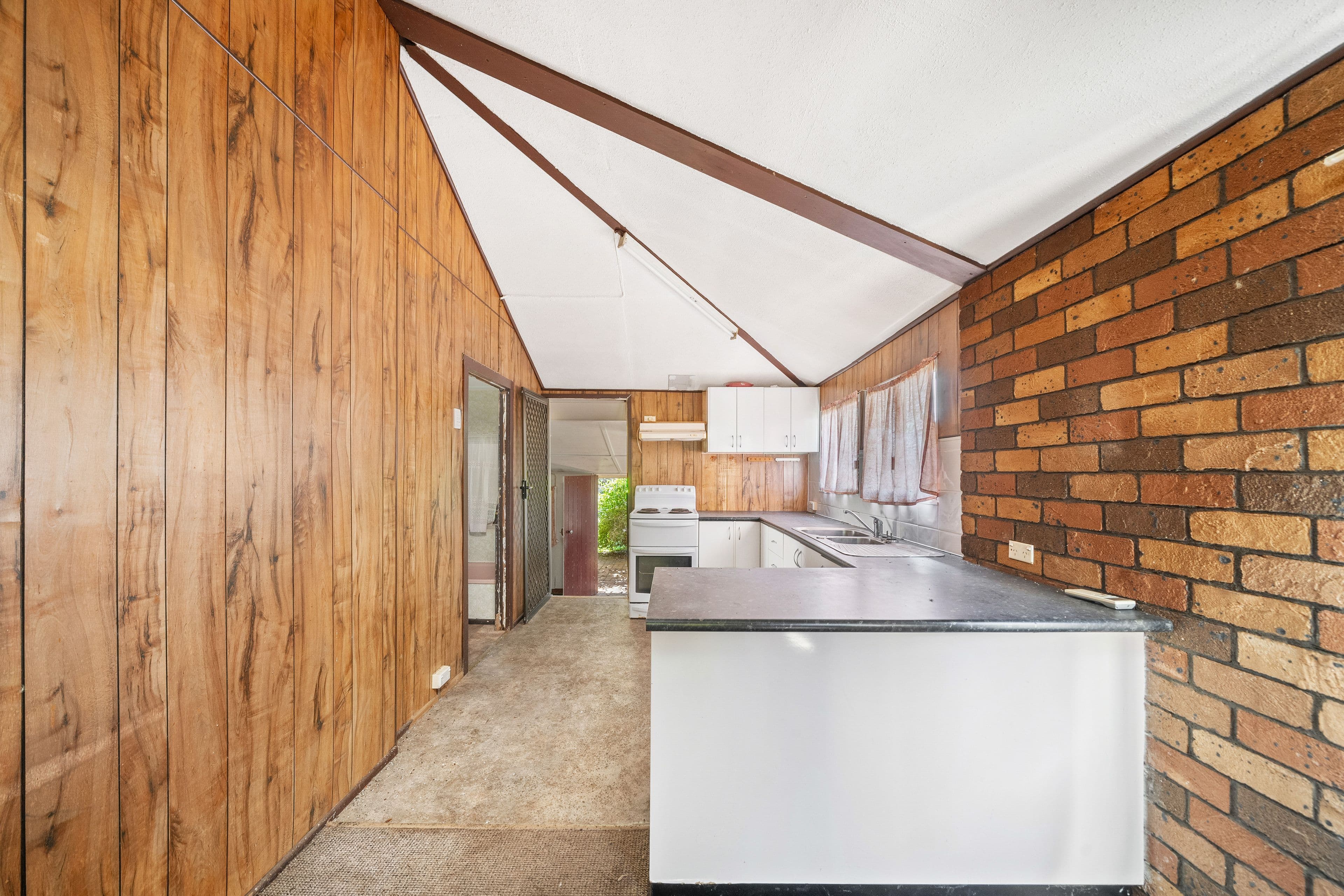 12 Garnet Street, Scarborough QLD 4020, Scarborough - Thumbnail 5