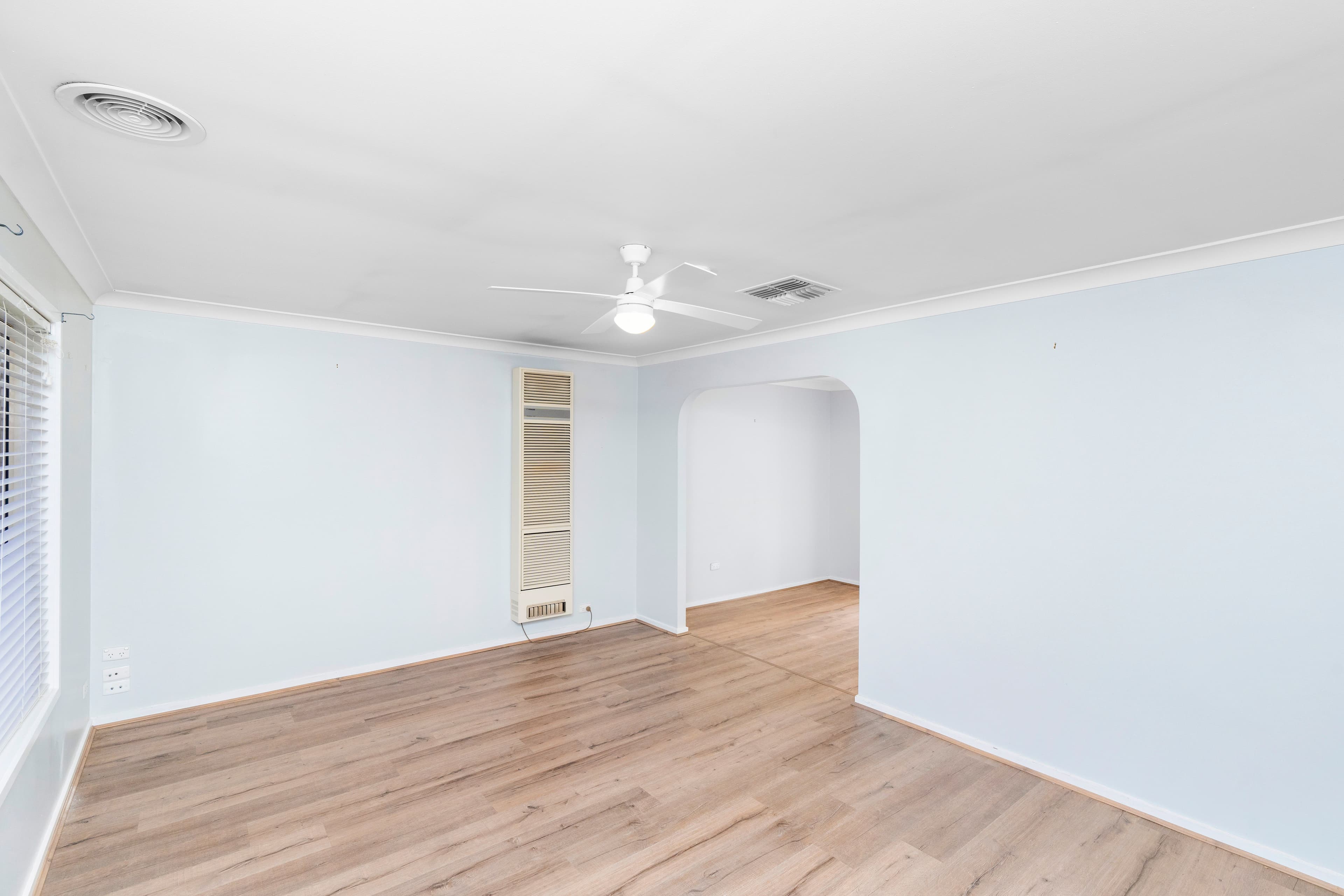 66 Balleroo Crescent, Glenfield Park NSW 2650, Glenfield Park - Thumbnail 2