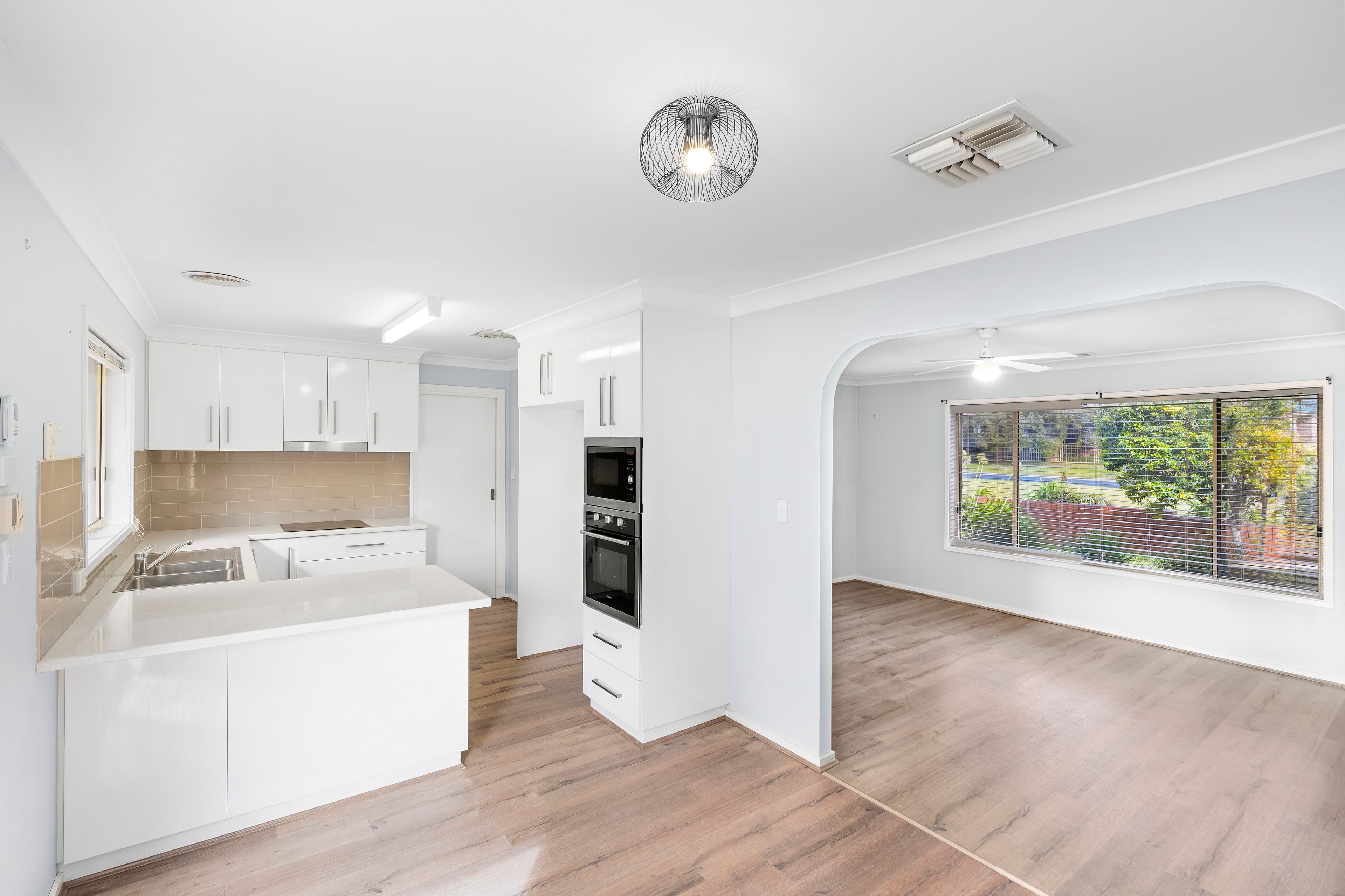 66 Balleroo Crescent, Glenfield Park NSW 2650, Glenfield Park - Thumbnail 3