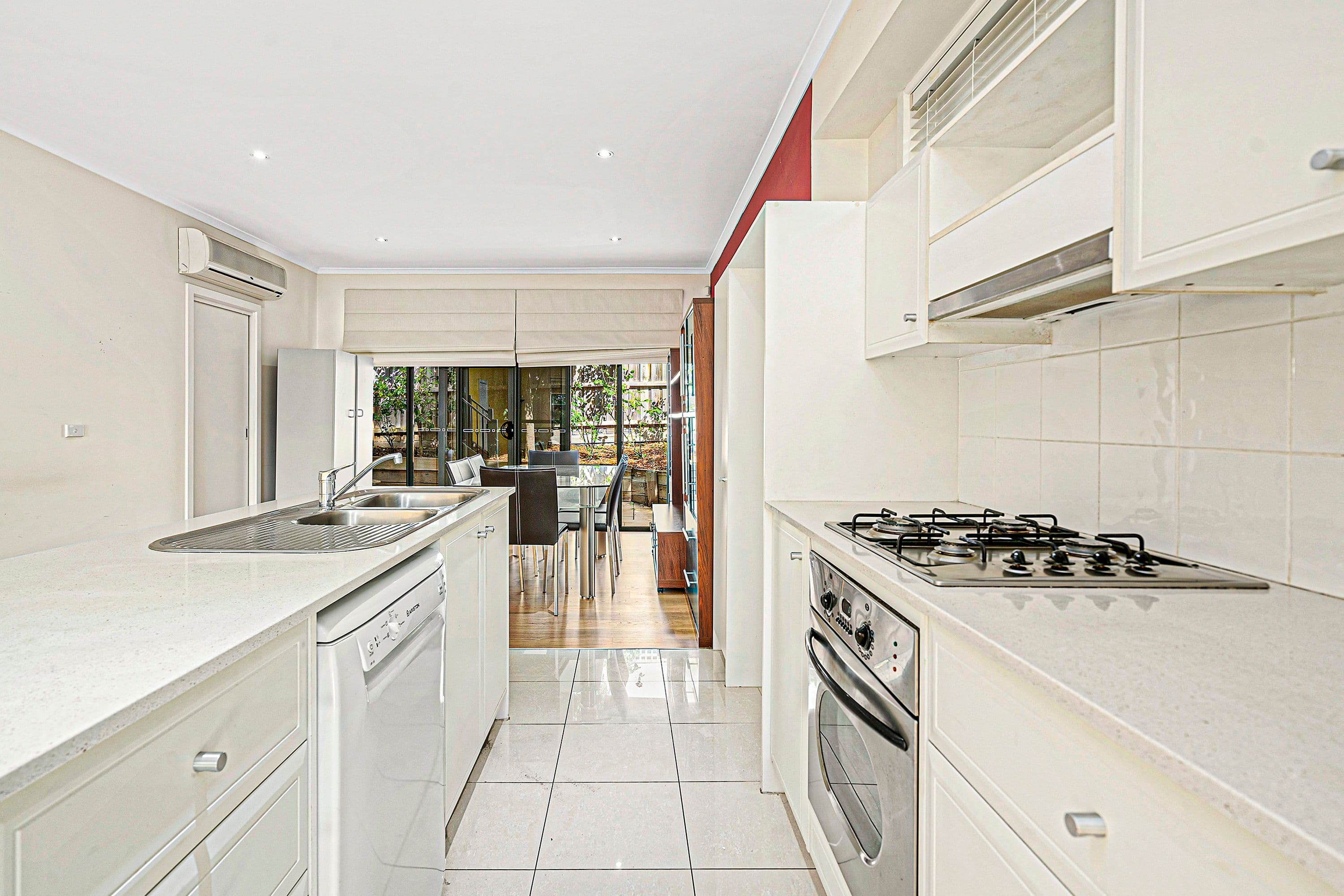 25 Clay Drive, Doncaster VIC 3108, Doncaster - Thumbnail 4