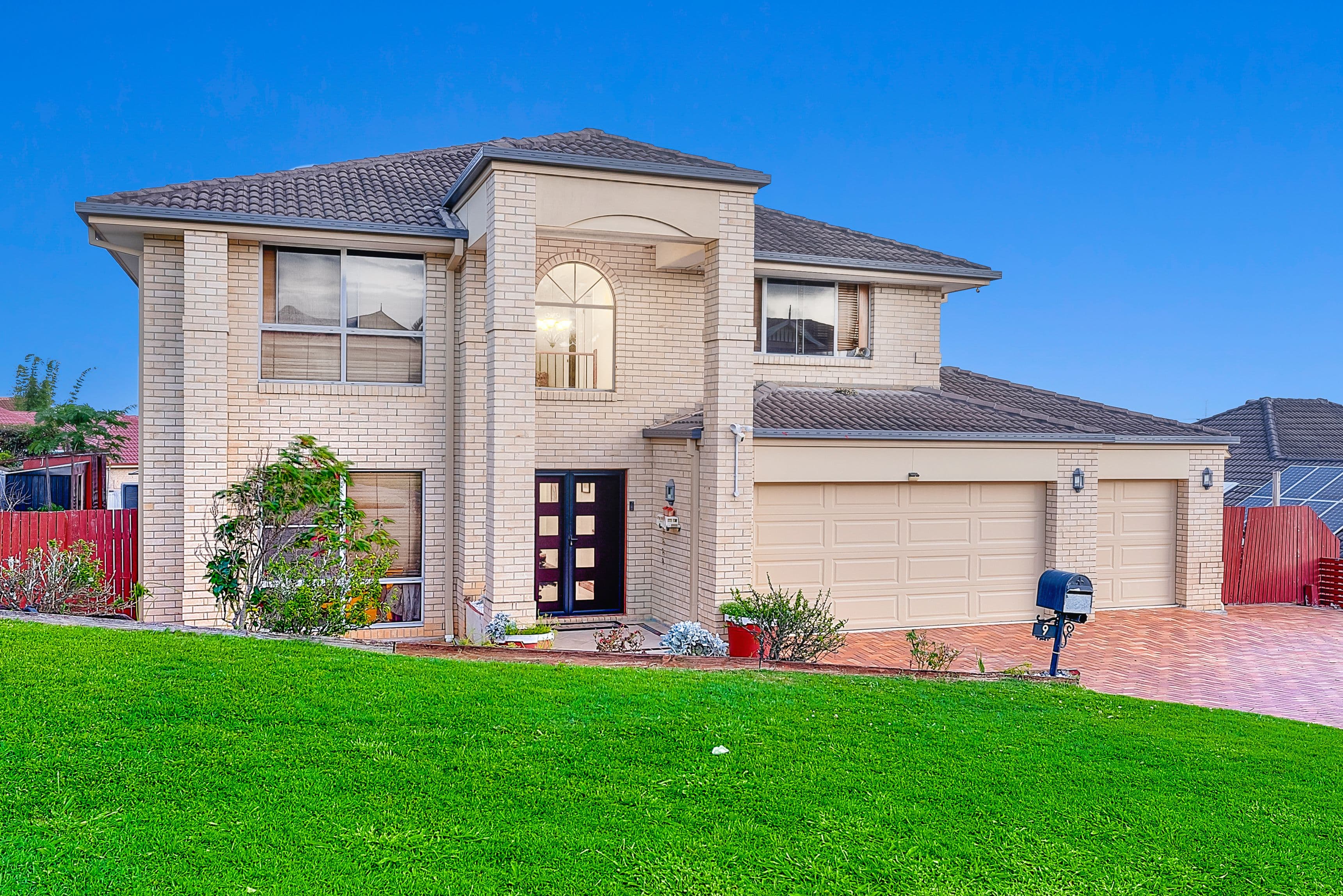 9 Hambleton Crescent, Murrumba Downs QLD 4503, Murrumba Downs - Thumbnail 2