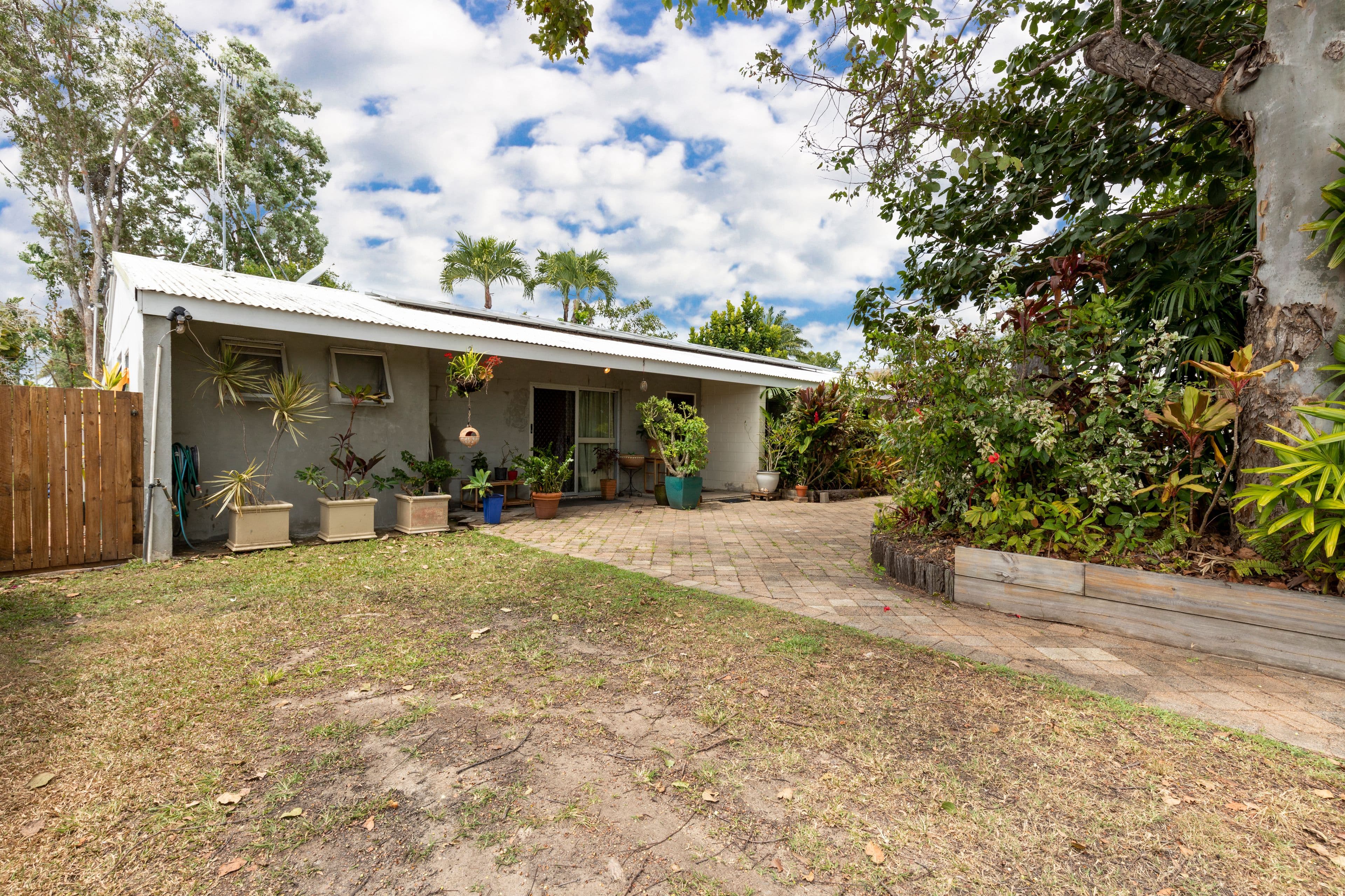 6 Pecten Avenue, Port Douglas QLD 4877, Port Douglas - Thumbnail 2