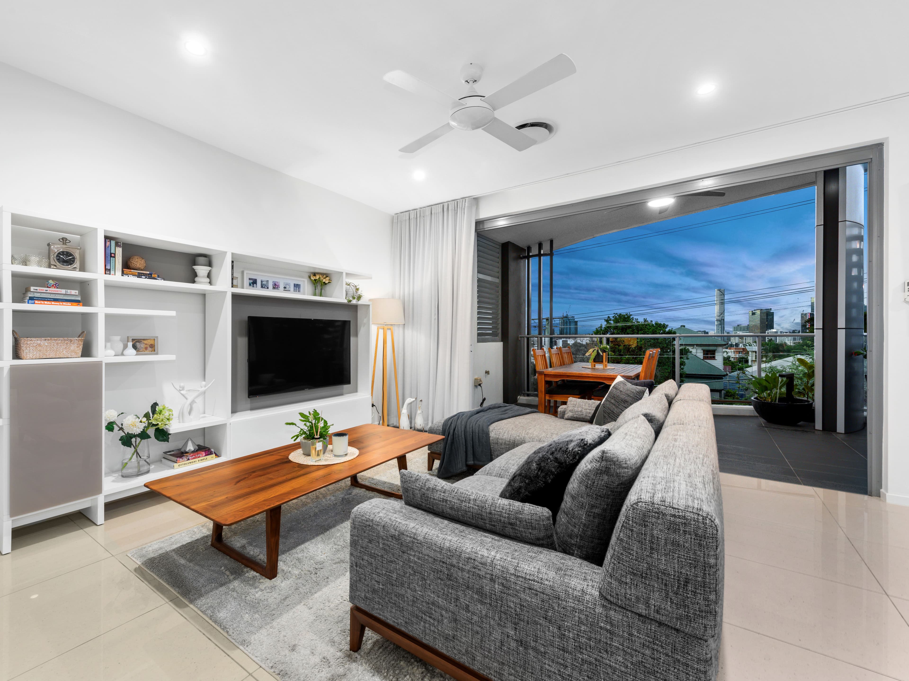 141 Dornoch Terrace, Highgate Hill QLD 4101, Highgate Hill - Thumbnail 2