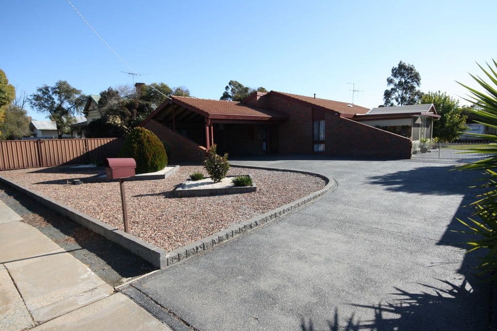 30 Dudley Street, Rochester VIC 3561, Rochester - Image 1