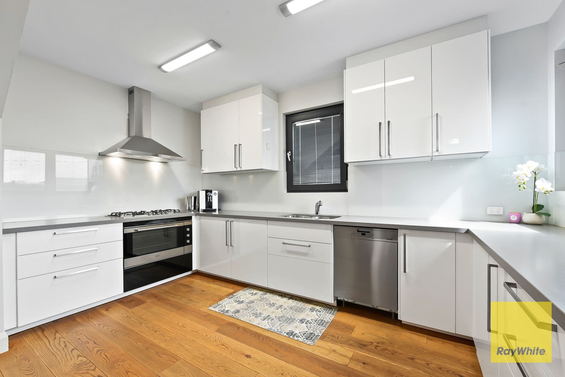 12 Edward Avenue, Dandenong VIC 3175, Dandenong - Thumbnail 5