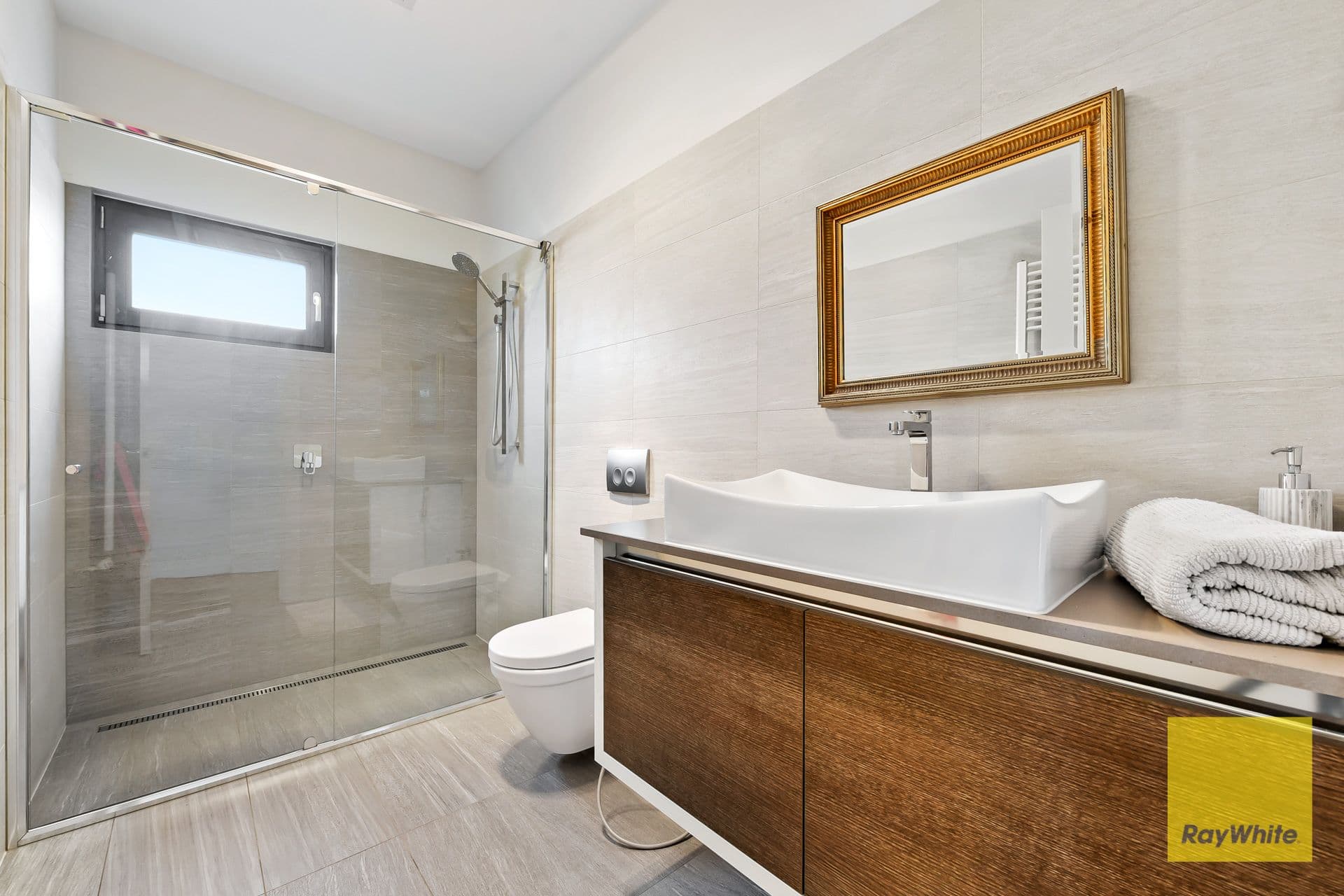 12 Edward Avenue, Dandenong VIC 3175, Dandenong - Thumbnail 7