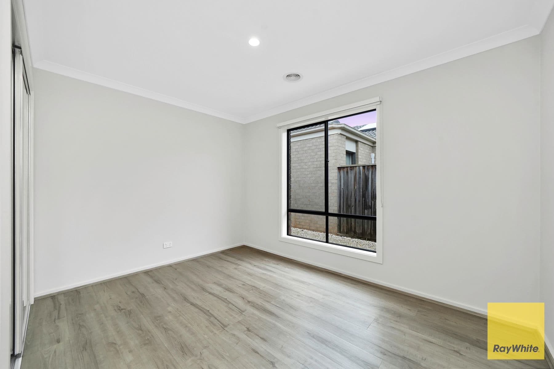 17 Crissa Street, Tarneit VIC 3029, Tarneit - Thumbnail 5