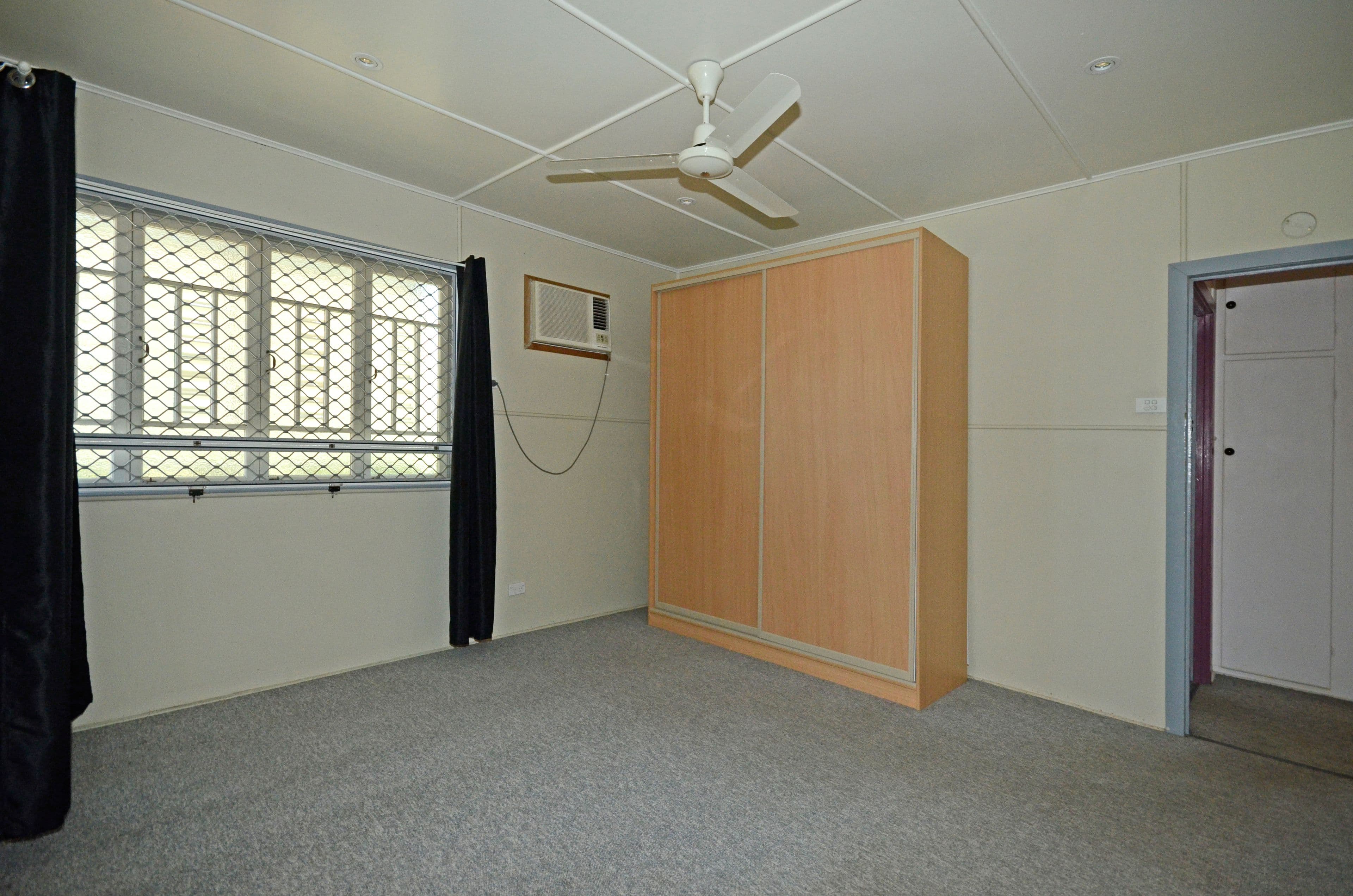 112 Kroombit Street, Biloela QLD 4715, Biloela - Thumbnail 5