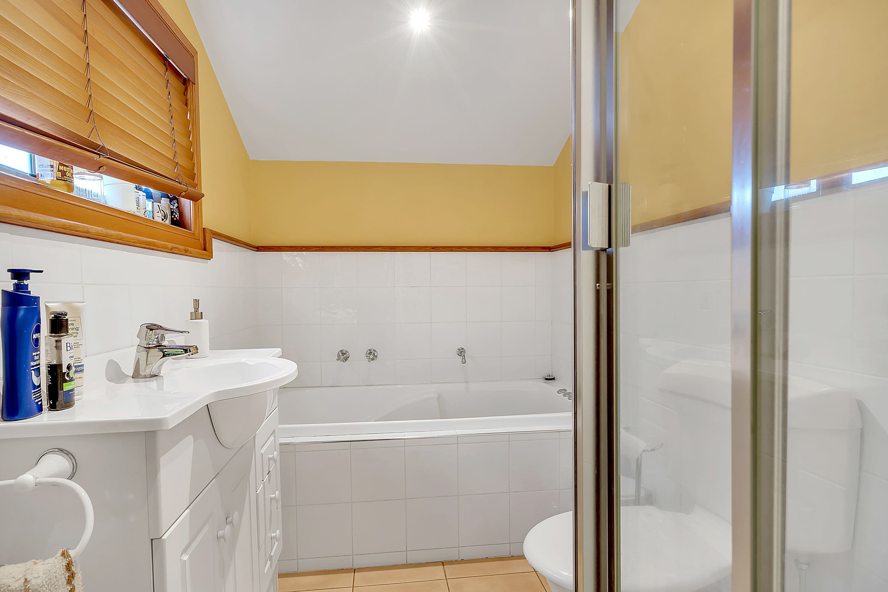21B Robinson Street, Jacana VIC 3047, Jacana - Thumbnail 7