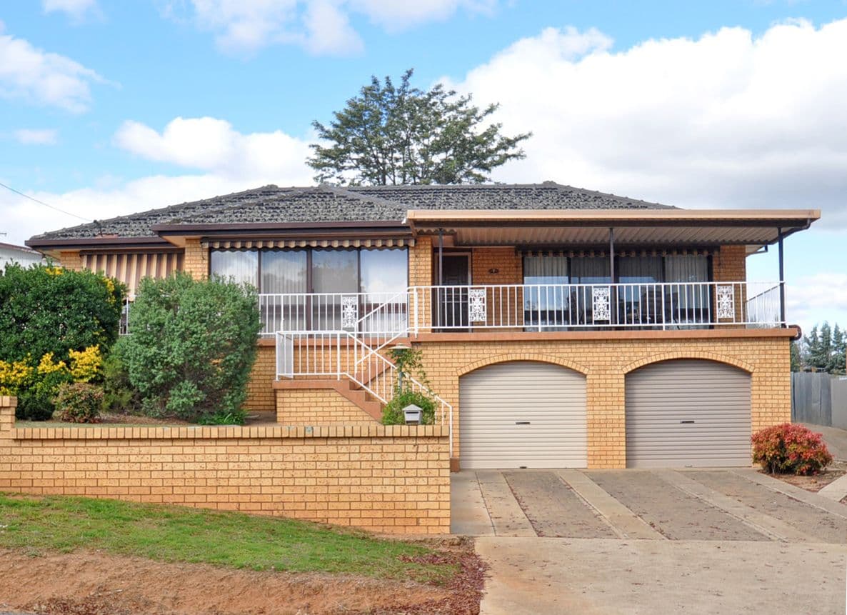 7 Earl Street, Junee NSW 2663, Junee - Image 1