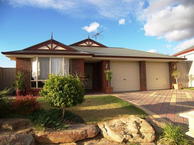 5 Giggs Glen, CRAIGMORE SA 5114, Craigmore - Image 1