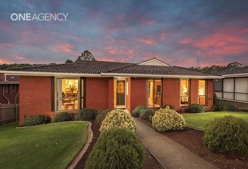 15 Blackwood Parade, Romaine, Romaine - Image 1