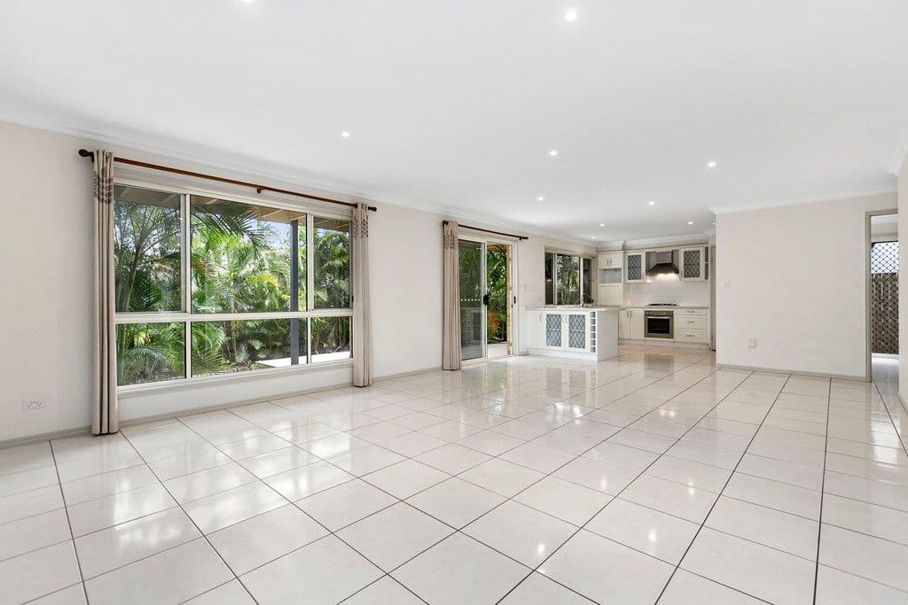 43 Thorne Road, Birkdale QLD 4159, Birkdale - Thumbnail 2
