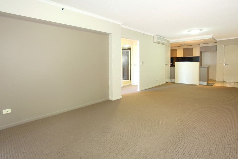 365 'Trilogy' 21 Cypress Avenue, Surfers Paradise QLD 4217, Surfers Paradise - Thumbnail 5