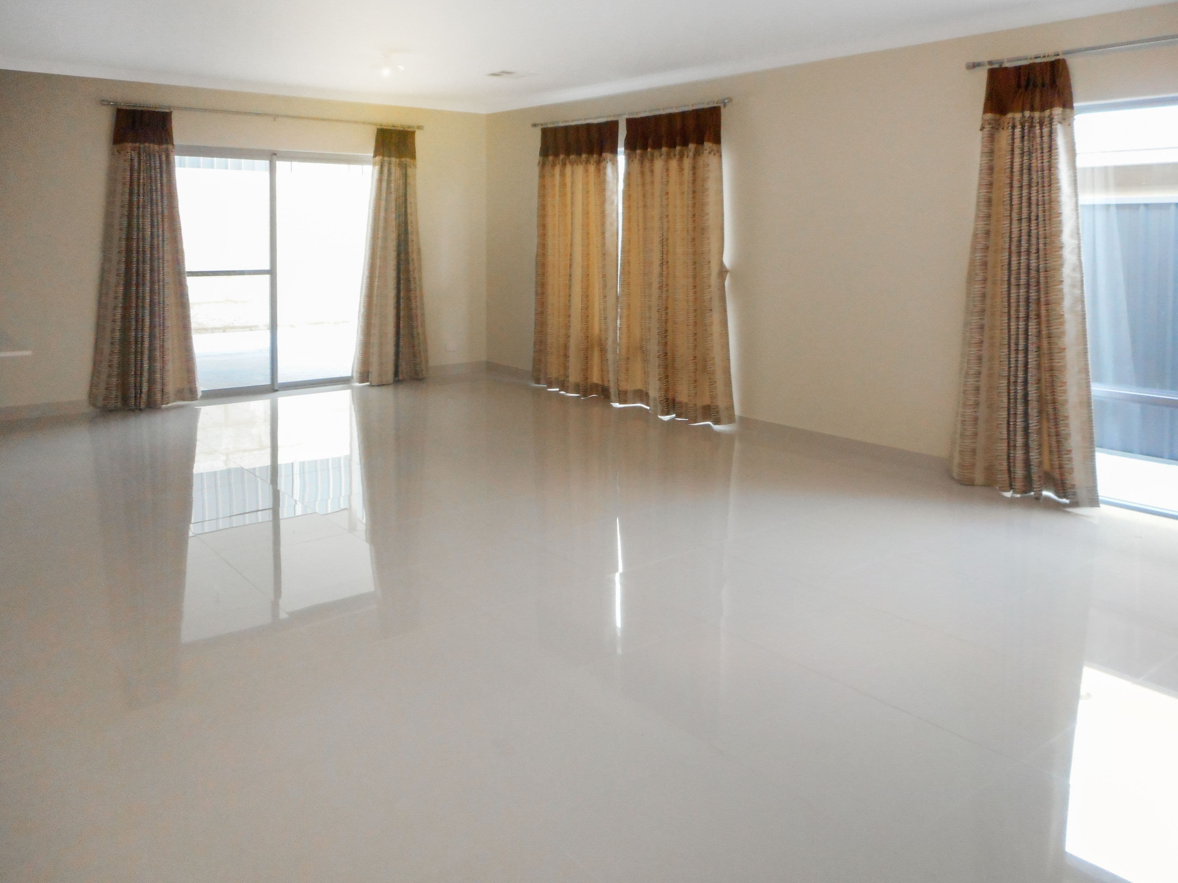 299 Landsdale Road, Landsdale WA 6065, Landsdale - Thumbnail 5