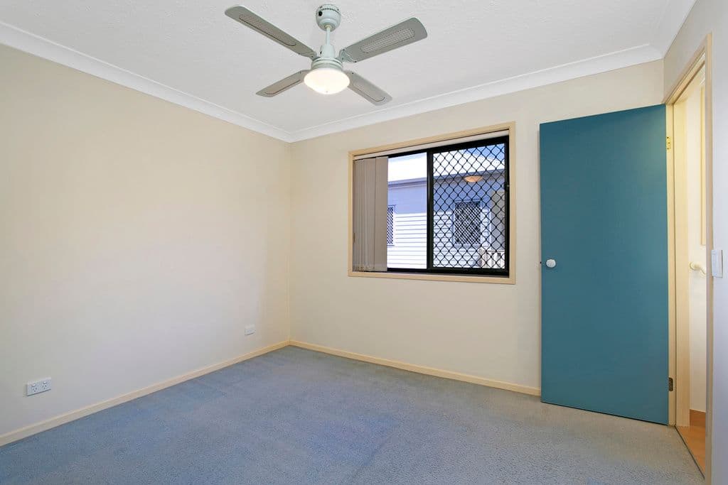 56 Bauer Street, SOUTHPORT QLD 4215, Southport - Thumbnail 5