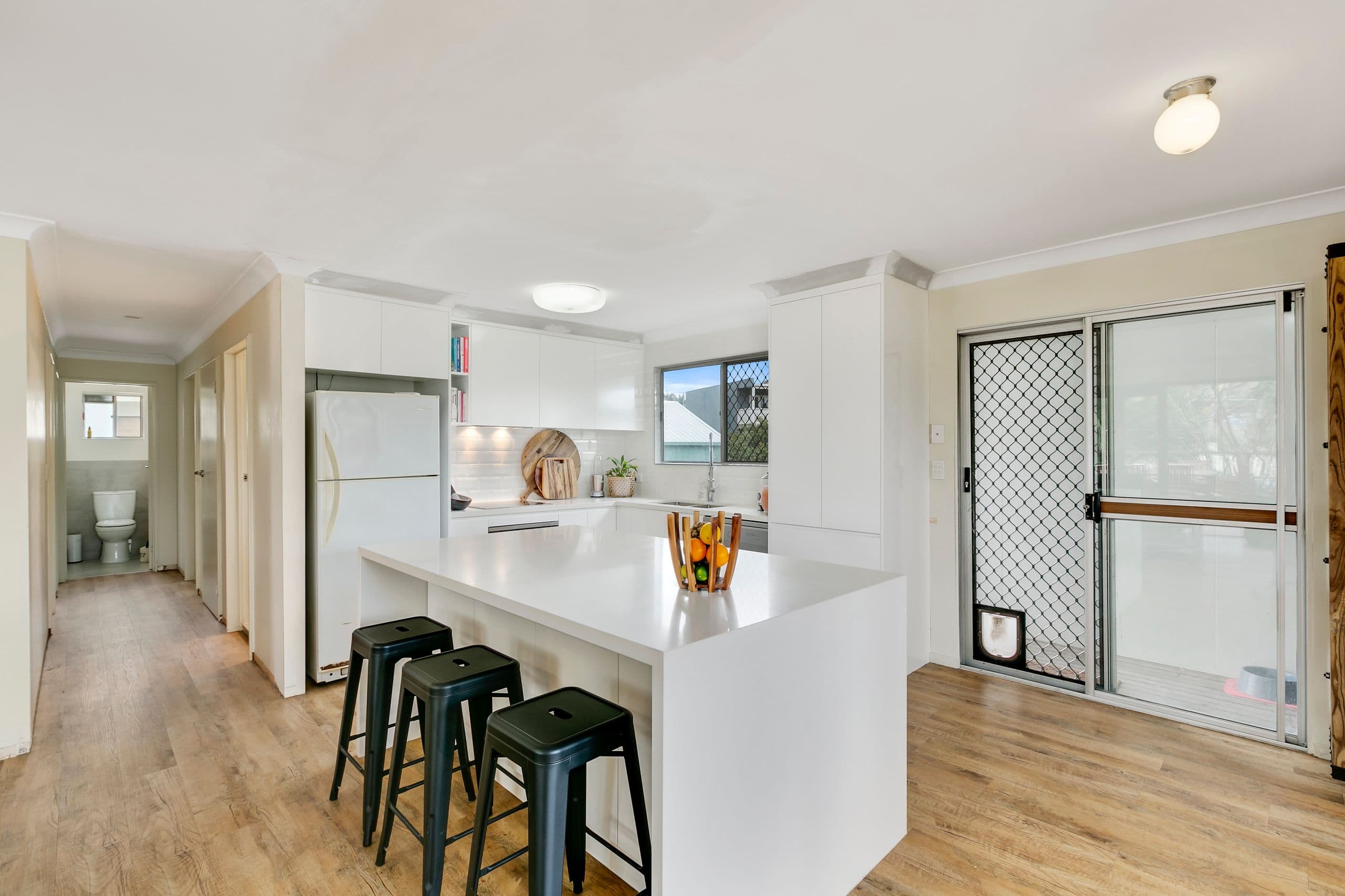 1 Bambarra Street, Southport QLD 4215, Southport - Thumbnail 2