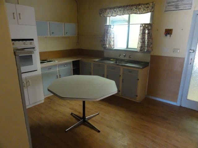 555 Lane Street, BROKEN HILL NSW 2880, Broken Hill - Thumbnail 4