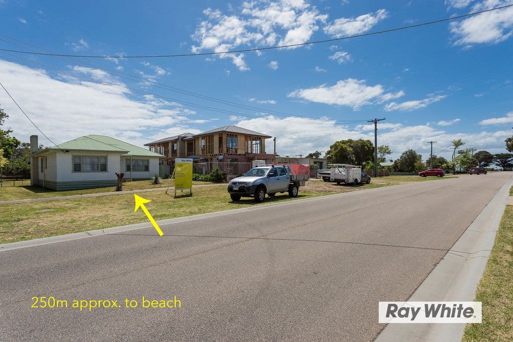 18 Weir Street, Rye VIC 3941, Rye - Thumbnail 7