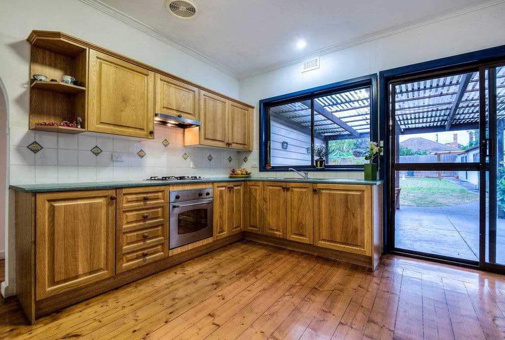 15 Malpas Street, Preston VIC 3072, Preston - Thumbnail 4