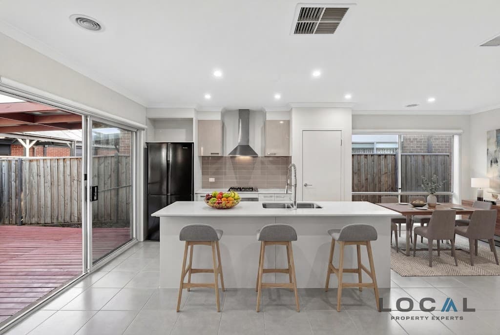 22 Indura Drive, Werribee, VIC, 3030, Werribee - Thumbnail 3
