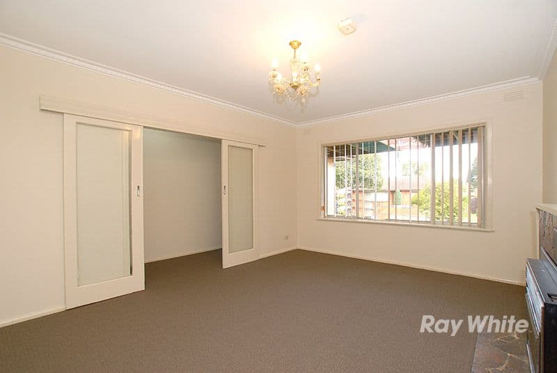 43 Kingswood Crescent, NOBLE PARK NORTH VIC 3174, Noble Park North - Thumbnail 5
