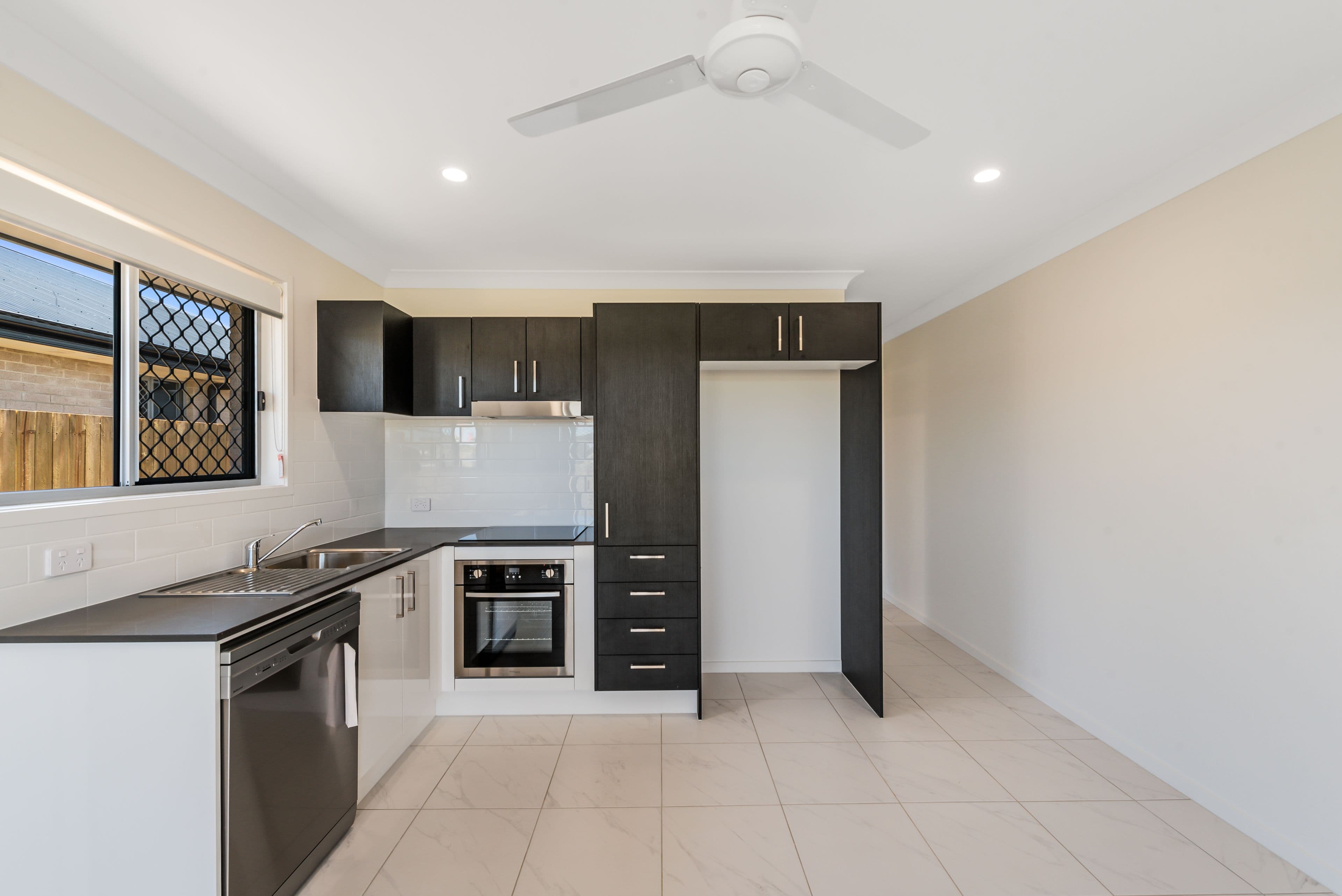 28 Rainbird Circuit, Logan Reserve QLD 4133, Logan Reserve - Thumbnail 2