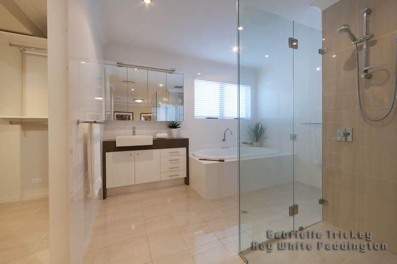 11 Lawrence Road, CHERMSIDE WEST QLD 4032, Chermside West - Thumbnail 7