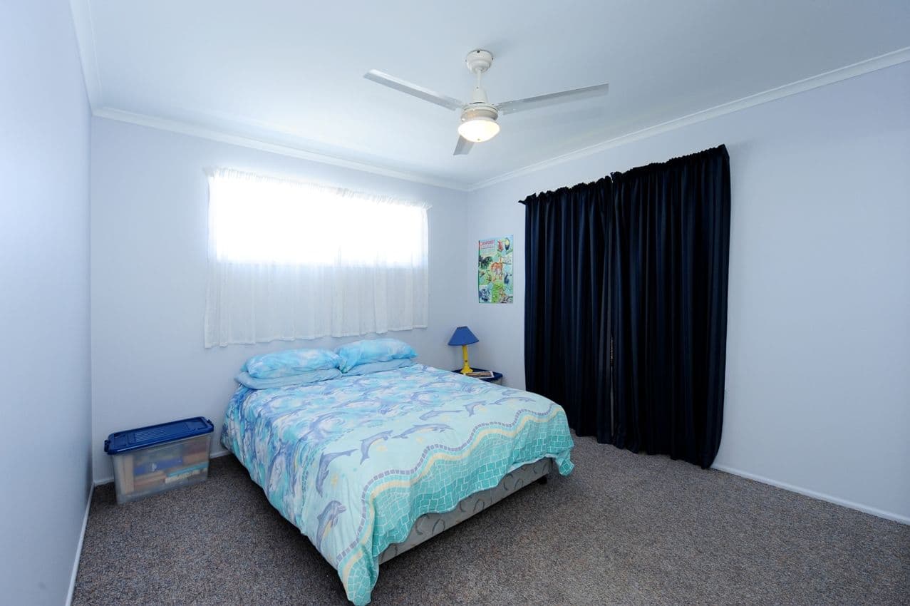 70 Booth Avenue, Tannum Sands QLD 4680, Tannum Sands - Thumbnail 8