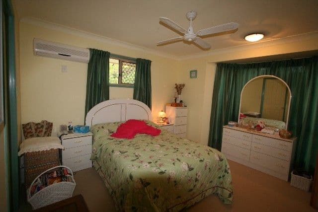 73 Henry Street, WYNNUM QLD 4178, Wynnum - Thumbnail 6