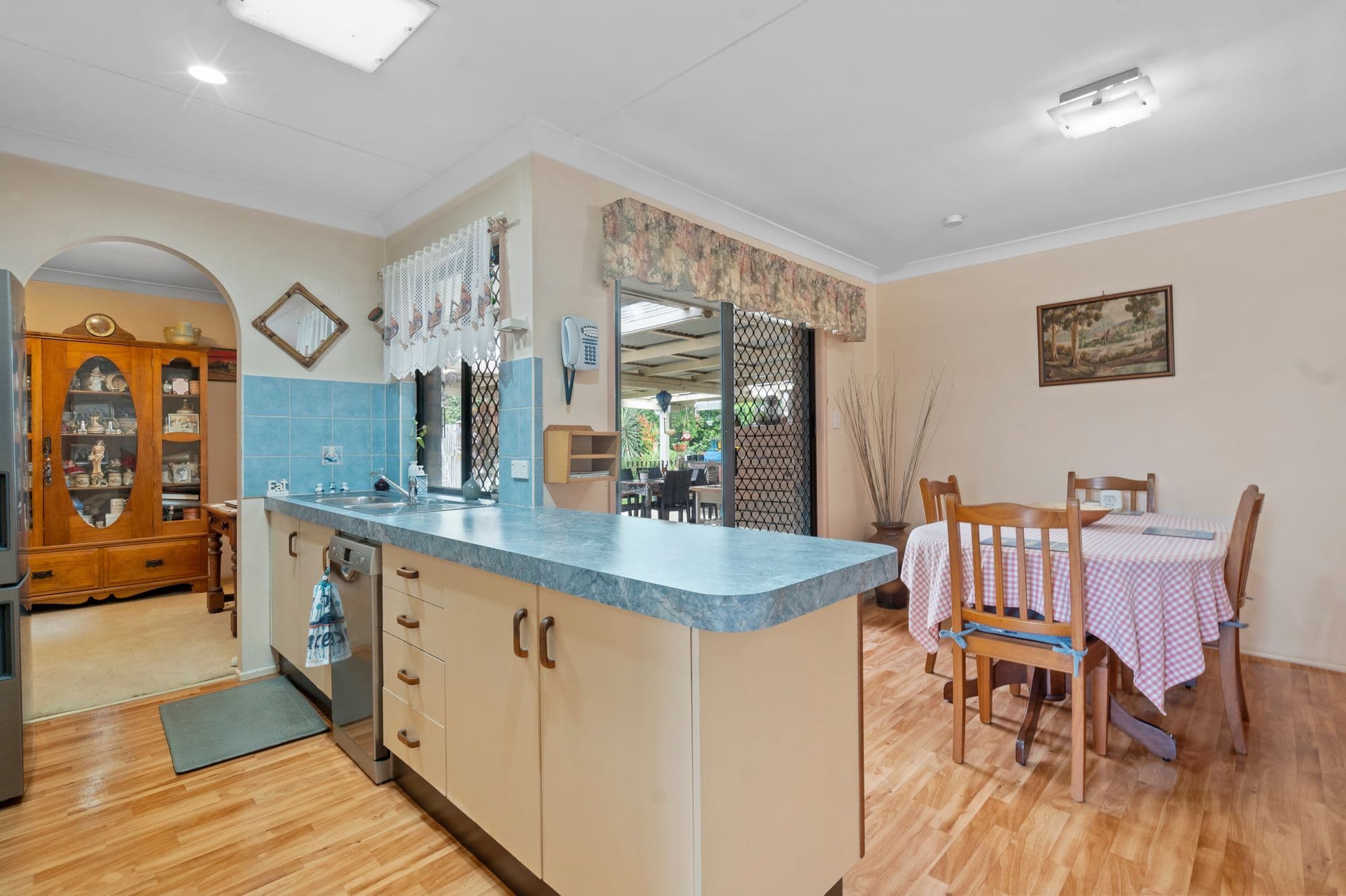 11 Bayswater Street, Mount Warren Park QLD 4207, Mount Warren Park - Thumbnail 4
