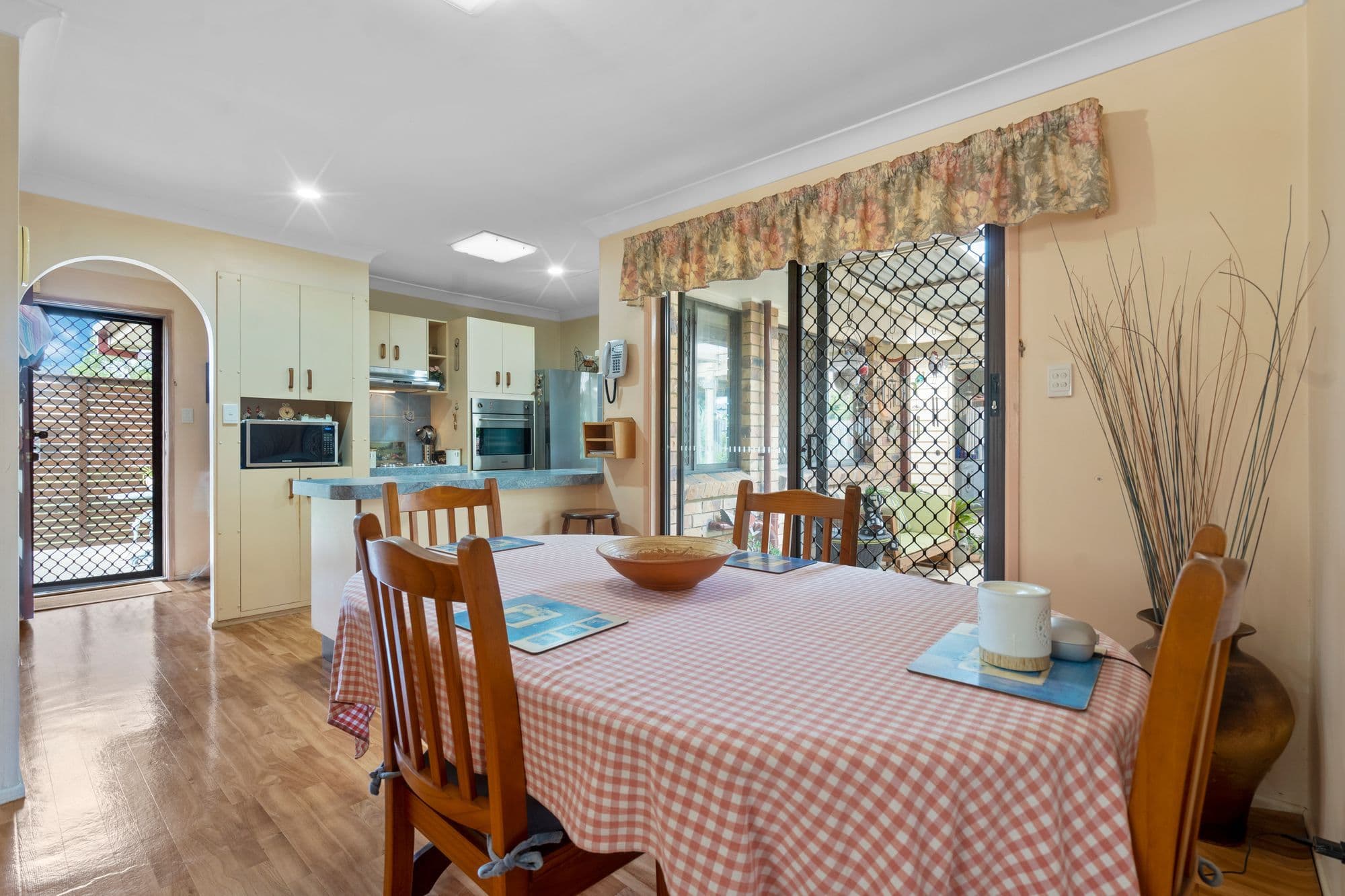 11 Bayswater Street, Mount Warren Park QLD 4207, Mount Warren Park - Thumbnail 6