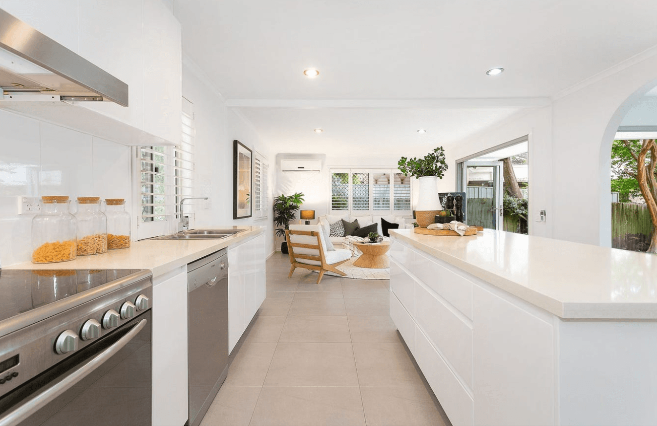 15 Ootana Street, Chapel Hill QLD 4069, Chapel Hill - Thumbnail 7