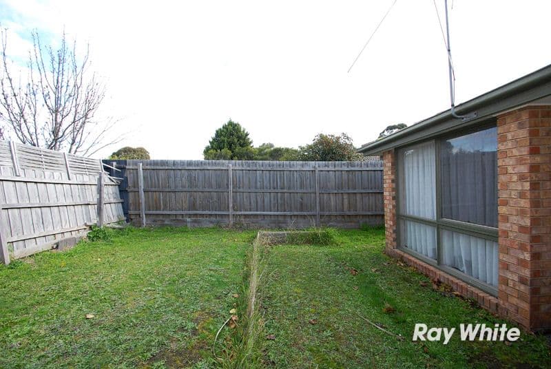 4 Kara Walk, CRANBOURNE VIC 3977, Cranbourne - Thumbnail 8