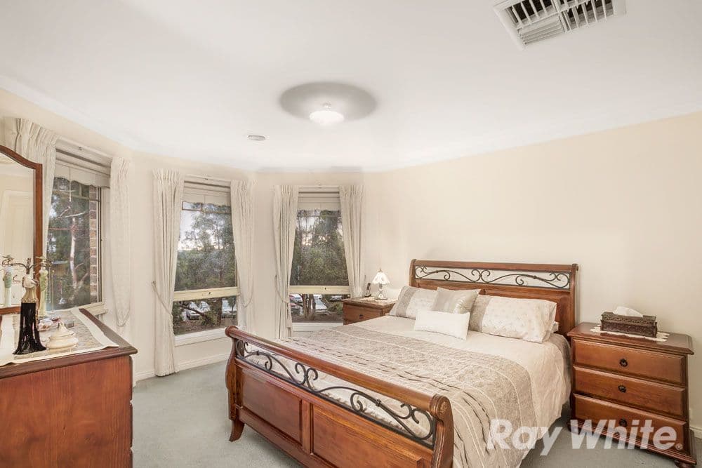9 Doreen Rogen Way, South Morang VIC 3752, South Morang - Thumbnail 5