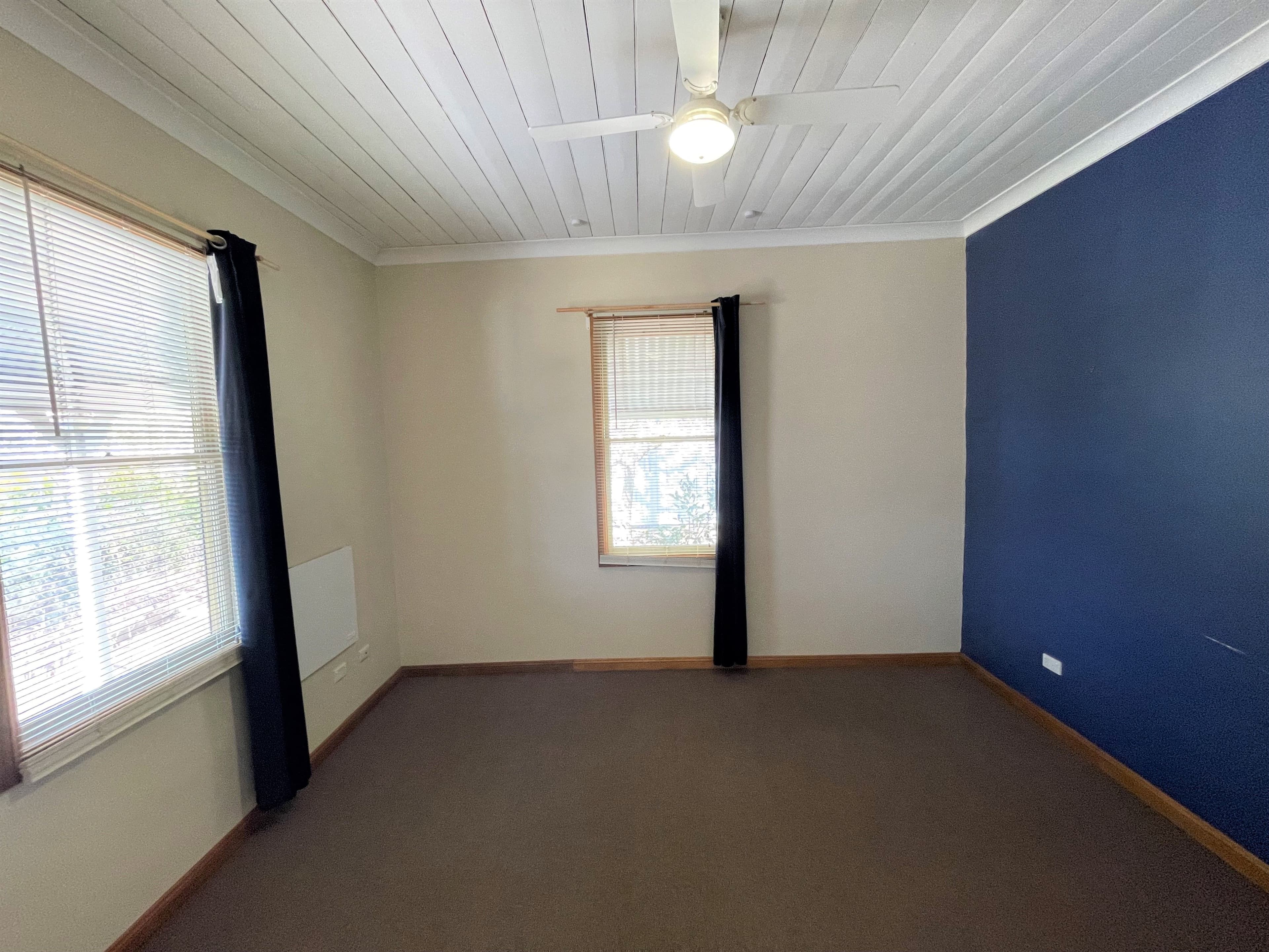 7 Yass Street, Young NSW 2594, Young - Thumbnail 5