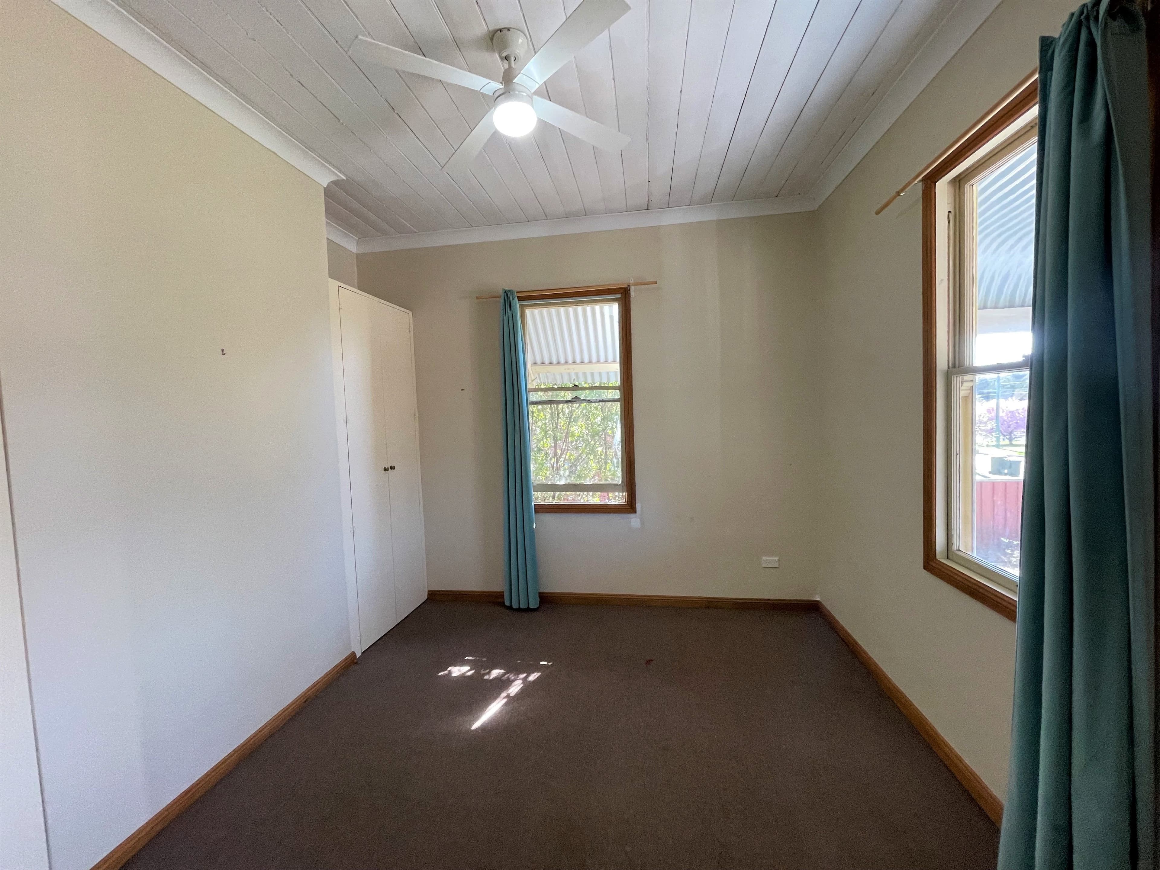 7 Yass Street, Young NSW 2594, Young - Thumbnail 7