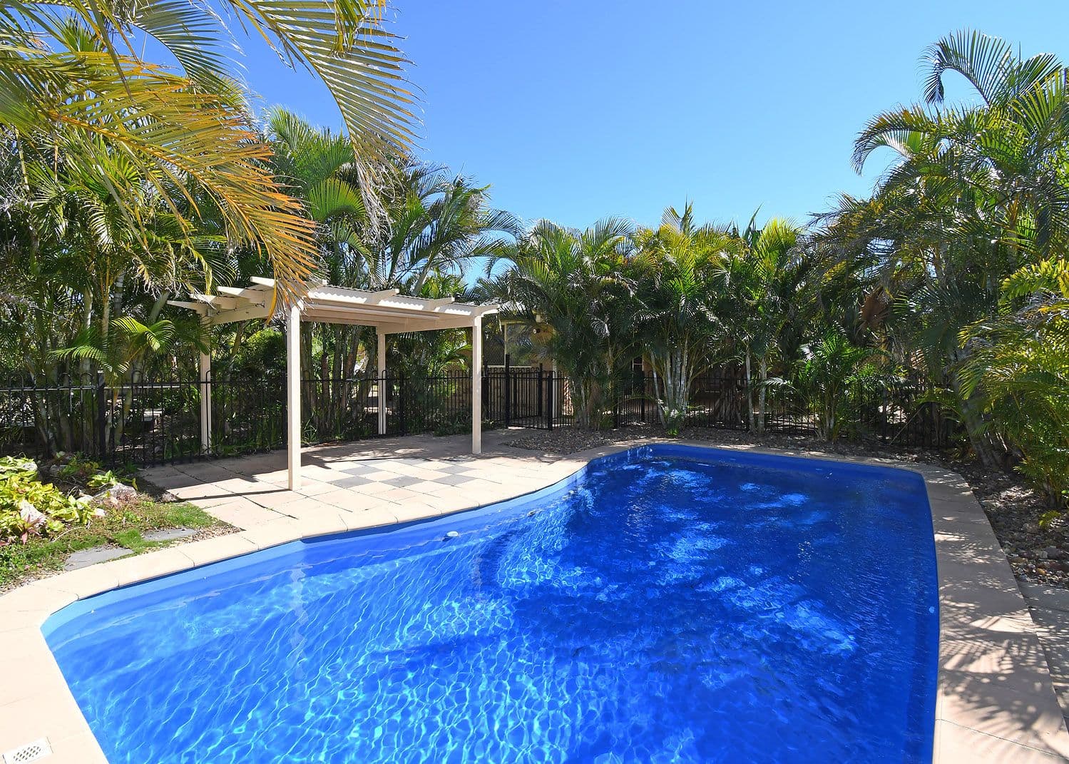 9 Brampton Court, Kawungan QLD 4655, Kawungan - Image 1