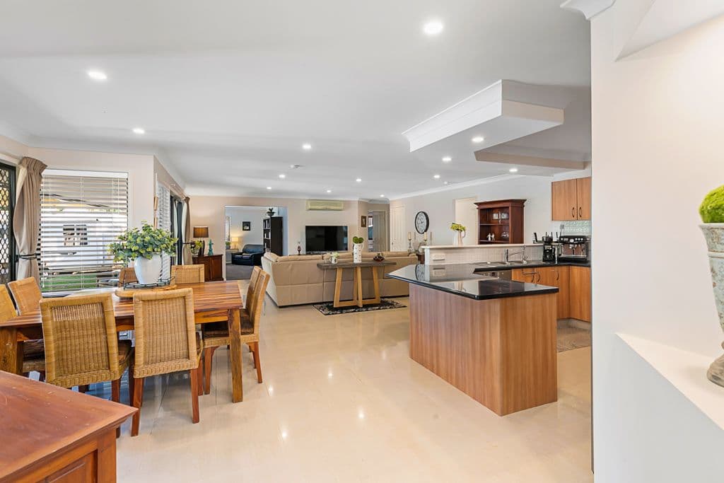 34 Hilliards Park Drive, Wellington Point QLD 4160, Wellington Point - Thumbnail 6