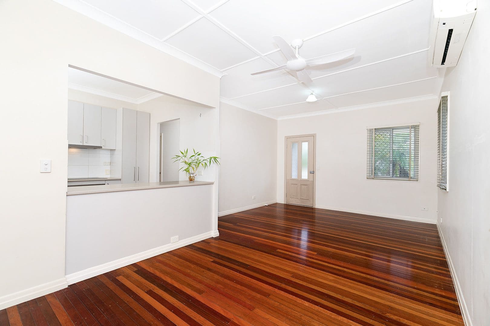 9 Calston Street, Oxley QLD 4075, Oxley - Thumbnail 3