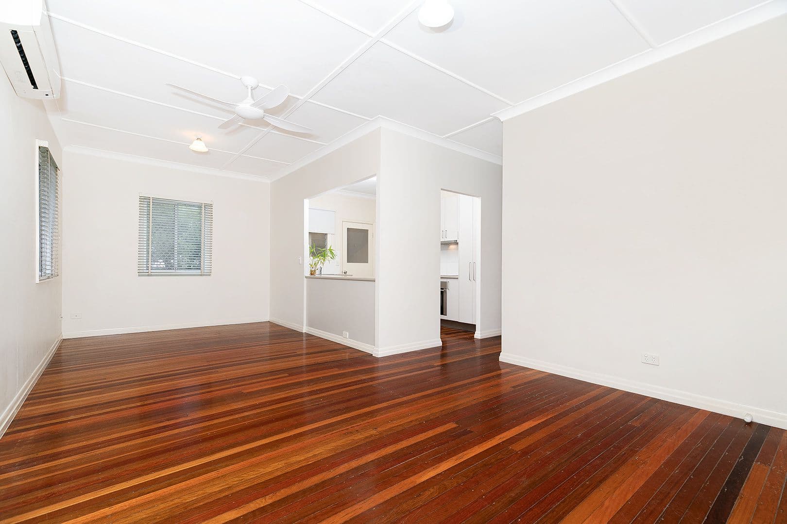 9 Calston Street, Oxley QLD 4075, Oxley - Thumbnail 5