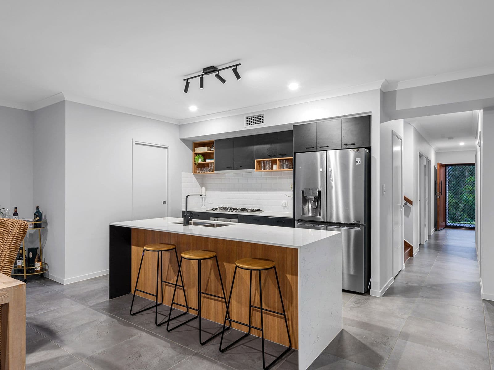 9 Terraldon Place, Bridgeman Downs QLD 4035, Bridgeman Downs - Thumbnail 5
