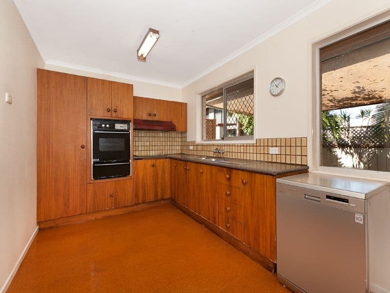 55 Allardyce Street, GRACEVILLE QLD 4075, Graceville - Thumbnail 3